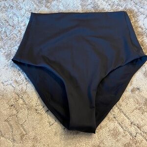 Left on Friday Hi Tide Bottom